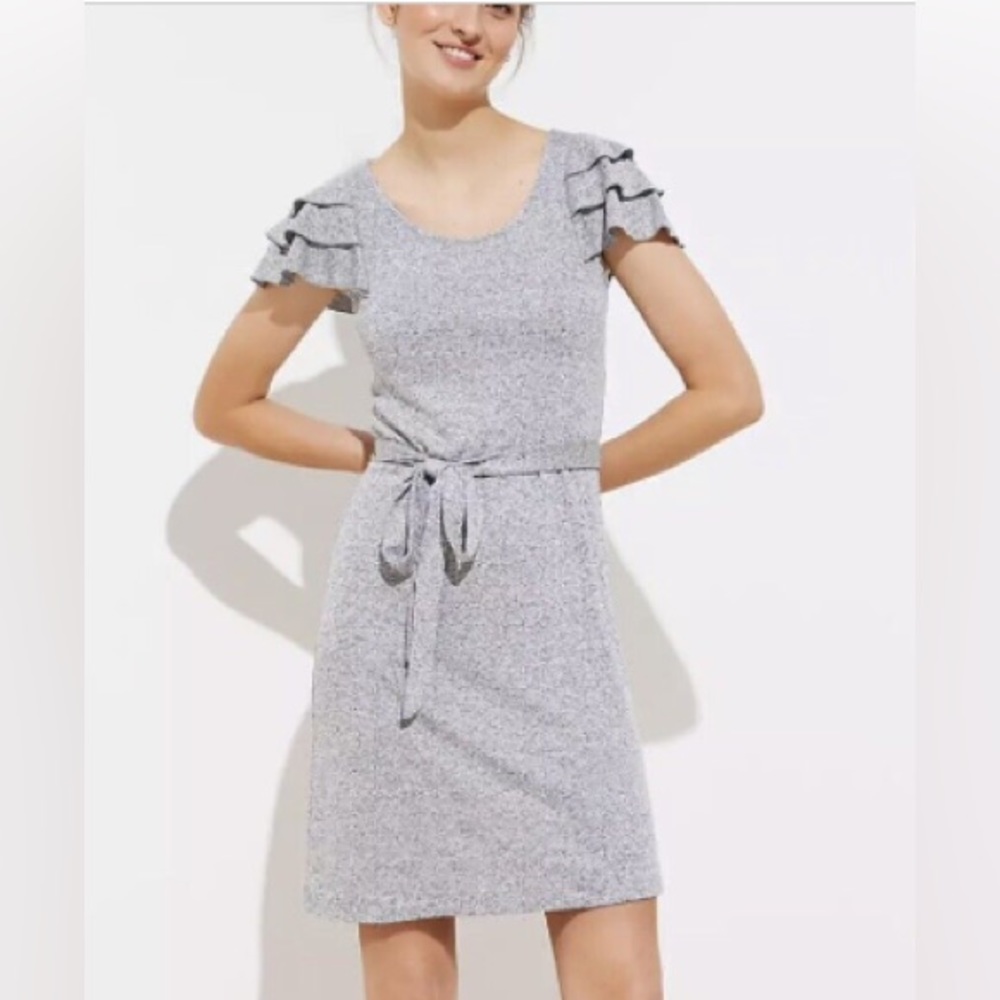 LOFT | Grey Tiered Flutter Short Sleeve Tie Waist Knit Dress Size: XSP
